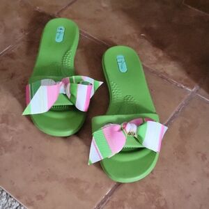 Green Slide Sandals with Pink and White Bow